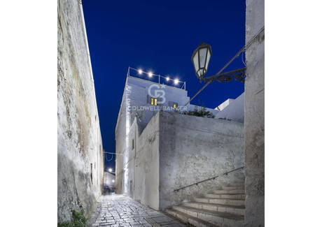 Dom na sprzedaż - Vicolo Castello, Ostuni, Włochy, 78 m², 253 872 USD (1 061 183 PLN), NET-93869716