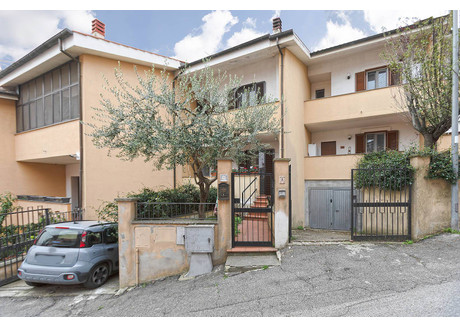 Dom na sprzedaż - Via Italo Calvino Vitorchiano, Włochy, 220 m², 194 872 USD (797 024 PLN), NET-101816741