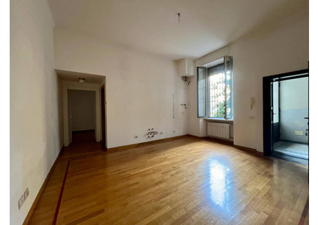 Mieszkanie do wynajęcia - Via Bartolomeo Eustachi, Milano, Włochy, 70 m², 1881 USD (7541 PLN), NET-100561015