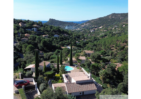 Dom na sprzedaż - Rayol-Canadel-Sur-Mer, Francja, 223 m², 1 591 569 USD (6 509 516 PLN), NET-100338944