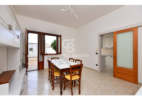 Dom na sprzedaż - Via Derna Botrugno, Włochy, 168 m², 127 940 USD (510 482 PLN), NET-97131367