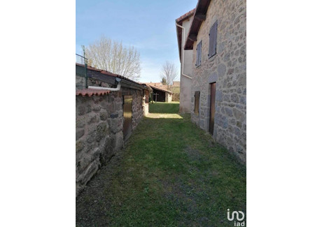 Dom na sprzedaż - Saint-Julien-La-Vêtre, Francja, 105 m², 181 807 USD (716 318 PLN), NET-93918791