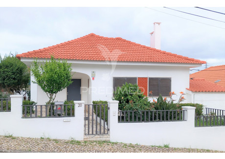 Dom na sprzedaż - Charneca da Caparica e Sobreda Almada, Portugalia, 102 m², 431 109 USD (1 668 394 PLN), NET-97613162