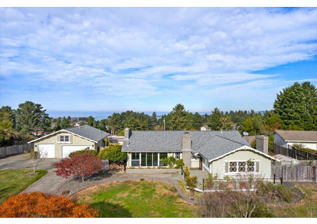 Komercyjne na sprzedaż - 2654 Skyline Drive, Humboldt County, CA Humboldt Hill, Usa, 193,7 m², 665 000 USD (2 706 550 PLN), NET-102696288