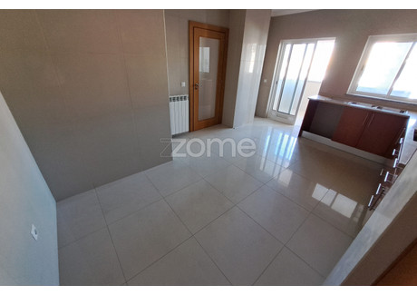 Mieszkanie na sprzedaż - Viseu, Portugalia, 223 m², 364 640 USD (1 491 379 PLN), NET-90433471