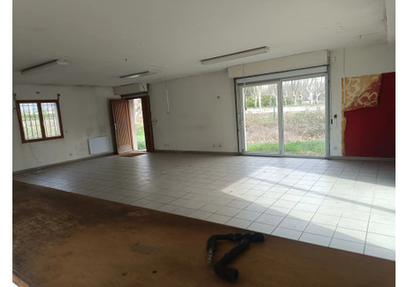 Komercyjne do wynajęcia - Montélimar, Francja, 135 m², 1715 USD (7014 PLN), NET-95642131