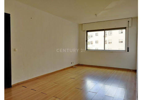 Mieszkanie na sprzedaż - Santo António Dos Cavaleiros E Frielas, Portugalia, 71 m², 183 362 USD (749 950 PLN), NET-97046246