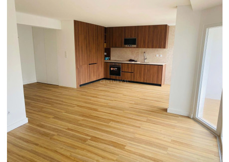 Mieszkanie do wynajęcia - Cascais, Portugalia, 94 m², 2144 USD (8445 PLN), NET-96800039