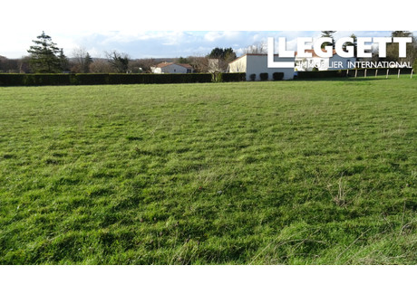 Działka na sprzedaż - Brie, Francja, 989 m², 73 947 USD (302 442 PLN), NET-86331515