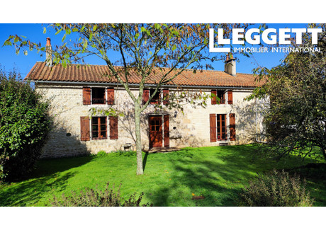 Dom na sprzedaż - Clussais-La-Pommeraie, Francja, 125 m², 290 331 USD (1 143 904 PLN), NET-86332643
