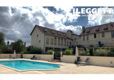 Mieszkanie na sprzedaż - Vouvant, Francja, 133 m², 195 896 USD (785 541 PLN), NET-95741182