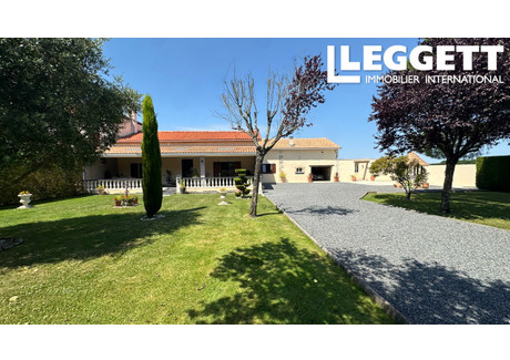 Dom na sprzedaż - Challignac, Francja, 200 m², 363 468 USD (1 395 717 PLN), NET-90983224