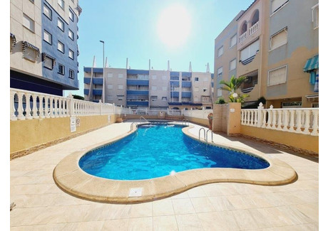 Mieszkanie na sprzedaż - Torrevieja, Hiszpania, 58 m², 157 704 USD (605 584 PLN), NET-97968903