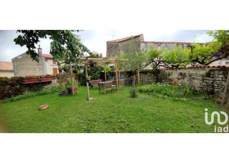 Dom na sprzedaż - Aulnay, Francja, 170 m², 129 572 USD (541 611 PLN), NET-98631397