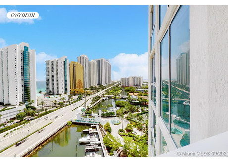 Mieszkanie na sprzedaż - 150 Sunny Isles Blvd Sunny Isles, Usa, 135,45 m², 815 000 USD (3 341 500 PLN), NET-87691264