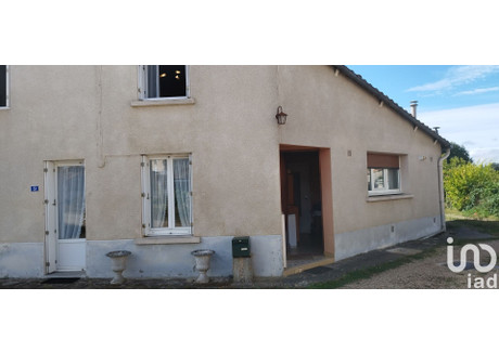 Dom na sprzedaż - Bignoux, Francja, 145 m², 261 039 USD (999 780 PLN), NET-92102537