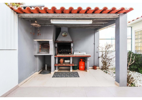 Dom na sprzedaż - Seixal, Portugalia, 145 m², 381 689 USD (1 522 938 PLN), NET-96127826
