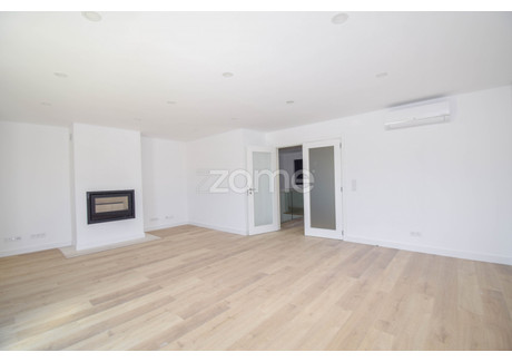 Dom na sprzedaż - Oeiras, Portugalia, 215 m², 622 649 USD (2 546 633 PLN), NET-99693804