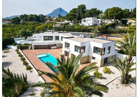 Dom na sprzedaż - Altea, Hiszpania, 520 m², 2 449 593 USD (9 822 867 PLN), NET-88830141