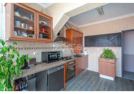 Dom na sprzedaż - Loures, Portugalia, 149 m², 433 814 USD (1 700 549 PLN), NET-98041674