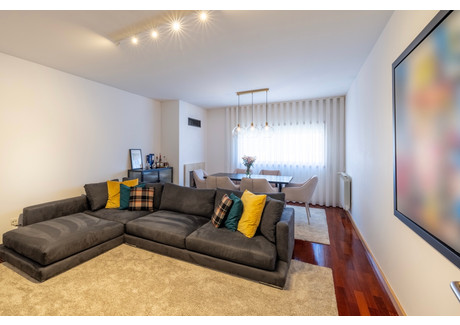 Mieszkanie na sprzedaż - Porto, Gondomar, Rio Tinto, Portugal Gondomar, Portugalia, 105 m², 266 392 USD (1 044 258 PLN), NET-100174315