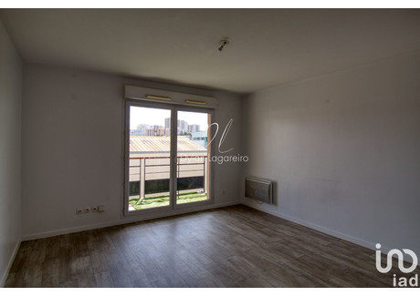 Mieszkanie na sprzedaż - Epinay-Sur-Seine, Francja, 57 m², 190 776 USD (751 658 PLN), NET-97279068