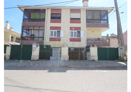 Mieszkanie na sprzedaż - Corroios, Portugalia, 46 m², 148 720 USD (569 598 PLN), NET-96968412