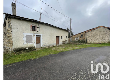 Działka na sprzedaż - Ambernac, Francja, 140 m², 26 619 USD (110 469 PLN), NET-103156071