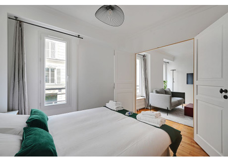 Mieszkanie do wynajęcia - Rue Poncelet Paris, Francja, 31 m², 2772 USD (10 615 PLN), NET-100412760