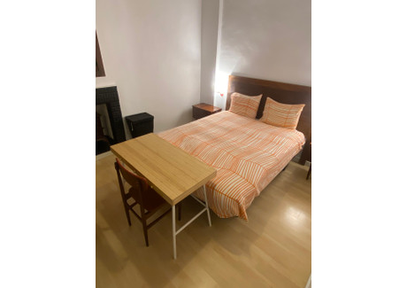 Mieszkanie do wynajęcia - Carrer de l'Hospital Barcelona, Hiszpania, 55 m², 1354 USD (5539 PLN), NET-101372989