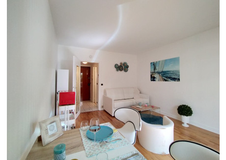 Mieszkanie do wynajęcia - Rue Weber Paris, Francja, 23 m², 2646 USD (10 821 PLN), NET-101507254