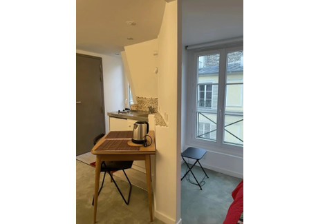 Mieszkanie do wynajęcia - Rue de Penthièvre Paris, Francja, 16 m², 1908 USD (7821 PLN), NET-101658665