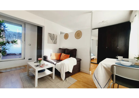 Mieszkanie do wynajęcia - Calle de Alonso del Barco Madrid, Hiszpania, 40 m², 2078 USD (8518 PLN), NET-102542884