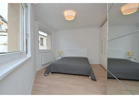 Mieszkanie do wynajęcia - Nikolausstraße Stuttgart, Niemcy, 60 m², 2068 USD (8477 PLN), NET-102625078