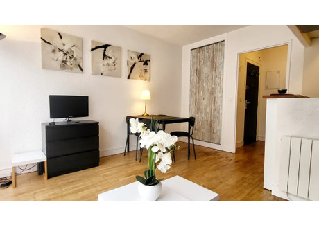 Mieszkanie do wynajęcia - Rue Lamarck Paris, Francja, 25 m², 1714 USD (7029 PLN), NET-95683208