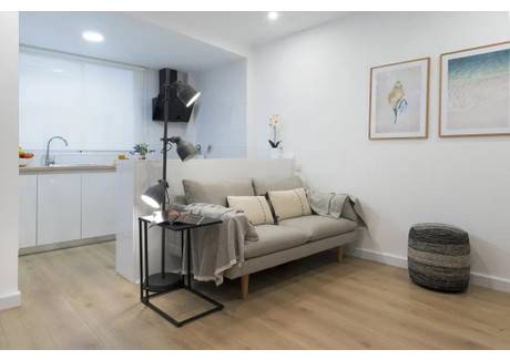 Mieszkanie do wynajęcia - Carrer de Santa Irene Valencia, Hiszpania, 65 m², 1413 USD (5863 PLN), NET-95765427