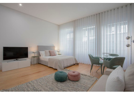 Mieszkanie do wynajęcia - Rua do Almada Porto, Portugalia, 40 m², 1770 USD (6795 PLN), NET-97736402