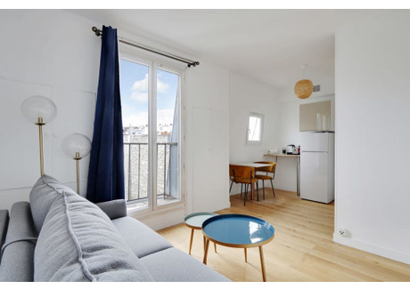 Mieszkanie do wynajęcia - Avenue de la République Paris, Francja, 18 m², 2535 USD (9710 PLN), NET-99721591