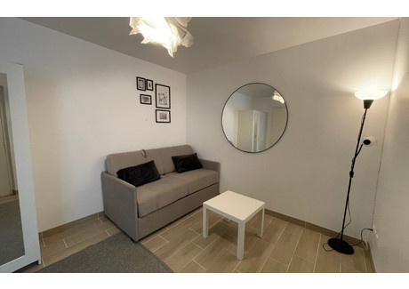 Mieszkanie do wynajęcia - Rue des Dames Paris, Francja, 17 m², 2163 USD (8326 PLN), NET-90022621