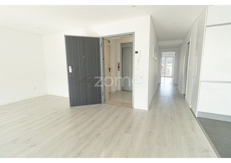 Mieszkanie na sprzedaż - Seixal, Portugalia, 63 m², 306 113 USD (1 279 552 PLN), NET-98041592