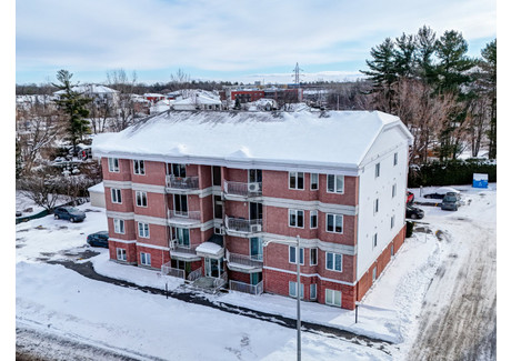 Mieszkanie na sprzedaż - 710 Rue Bélanger, Saint-Jérôme, QC J7Z1A5, CA Saint-Jérôme, Kanada, 78 m², 176 915 USD (720 043 PLN), NET-102830799