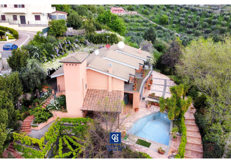 Dom na sprzedaż - Via Monte Cardeto, Castelnuovo Di Porto, Włochy, 500 m², 937 421 USD (3 693 440 PLN), NET-97180938