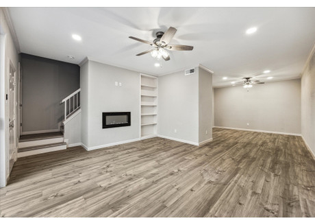 Mieszkanie na sprzedaż - 1201 Mcduffie Street #212, Harris, TX Houston, Usa, 120,77 m², 375 000 USD (1 526 250 PLN), NET-100761748