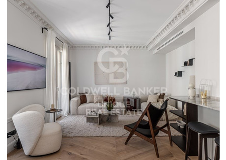 Dom na sprzedaż - Madrid, Madrid, Barrio de Salamanca, Recoletos Madrid, Madrid, Barrio Madrid, Hiszpania, 124,95 m², 2 389 754 USD (9 606 810 PLN), NET-100838788