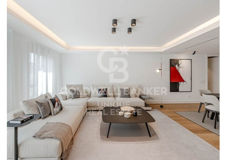 Dom na sprzedaż - Madrid, Madrid, Barrio de Salamanca, Castellana Madrid, Madrid, Barrio Madrid, Hiszpania, 232,91 m², 2 691 932 USD (11 010 002 PLN), NET-101313029