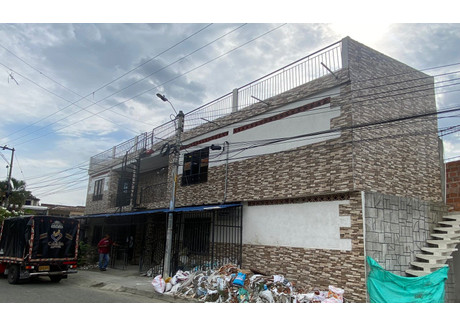 Dom na sprzedaż - Cl. 81 #7d Bis-34, Alfonso Lopez, Cali, Palmira, Valle del Cauca, Colo Cali, Kolumbia, 180 m², 79 896 USD (327 572 PLN), NET-102490324