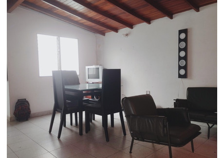 Dom na sprzedaż - San Bernardo, Medellín, Belén, Medellin, Antioquia, Colombia Medellín, Kolumbia, 75 m², 77 324 USD (303 110 PLN), NET-98482303