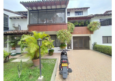 Dom na sprzedaż - Cl. 25 Sur #20-46, Villa Novoa, Envigado, Antioquia, Colombia Envigado, Kolumbia, 250 m², 295 254 USD (1 210 543 PLN), NET-102312041