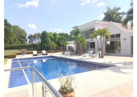 Dom na sprzedaż - Km 3.5 via Quisqueya, Vereda Brisas de Upin, Via al municipio de Restr Villavicencio De Los Caballeros, Kolumbia, 618 m², 459 429 USD (1 883 659 PLN), NET-102888156