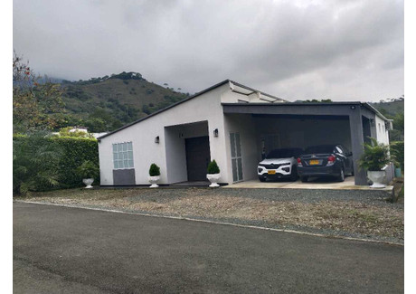 Dom na sprzedaż - Cl. 2a #22-1, Jamundí, Valle del Cauca, Colombia Jamundí, Kolumbia, 196 m², 204 426 USD (838 145 PLN), NET-102375932